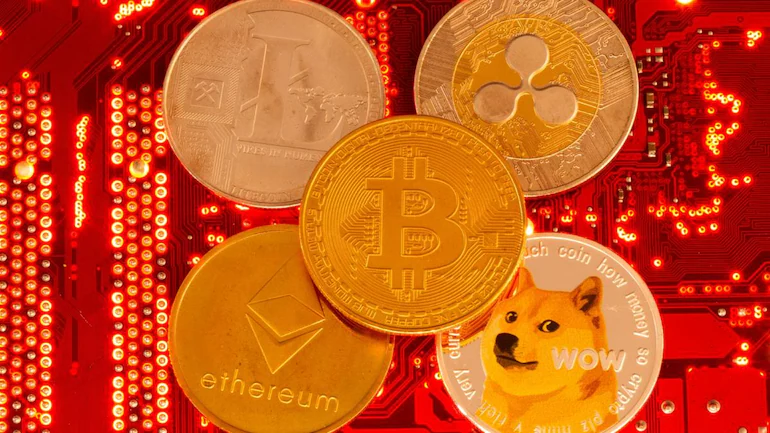 Bitcoin, Ethereum, and other cryptocurrencies are all in the red.